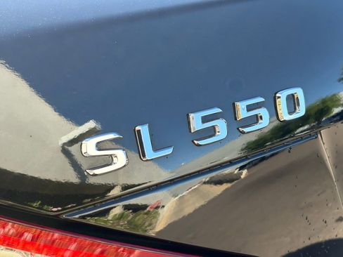 Used 2013 Mercedes-Benz SL 550 image 8