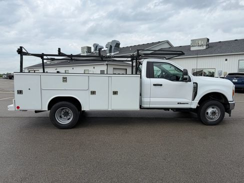 Used 2024 Ford F350 XL w/ Snow Plow Prep Package AWD/4WD image 8
