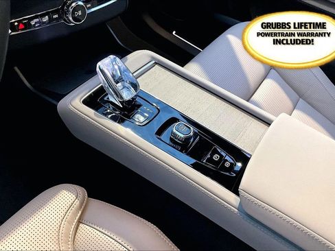 New 2026 Volvo XC90 B6 Ultra w/ Protection Package Premier image 31