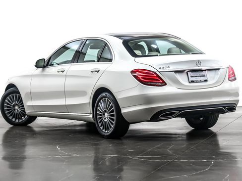 Used 2015 Mercedes-Benz C 300 Sedan image 11