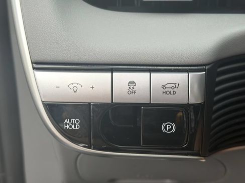Certified 2024 Hyundai Ioniq 5 Limited RWD image 32
