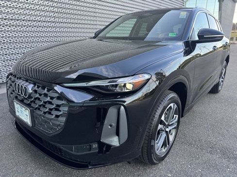 New 2025 Audi Q5 Premium image 1