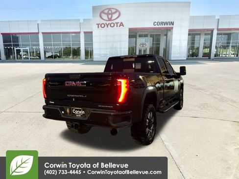 Used 2024 GMC Sierra 2500 Denali w/ Denali Reserve Package image 8