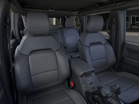 New 2026 Ford Bronco Badlands w/ Sasquatch Package image 10