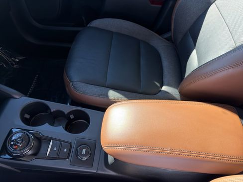 Used 2021 Ford Bronco Sport Outer Banks w/ Outer Banks Package image 35