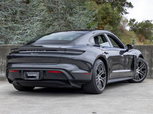 Certified 2025 Porsche Taycan RWD image 11