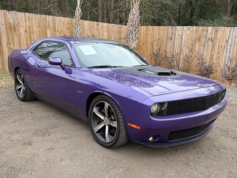 Used 2016 Dodge Challenger R/T Plus image 20