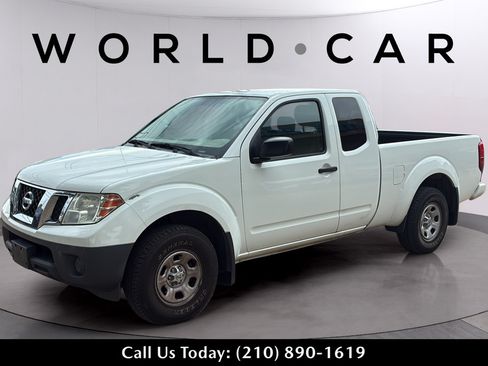 Used 2018 Nissan Frontier S RWD image 14