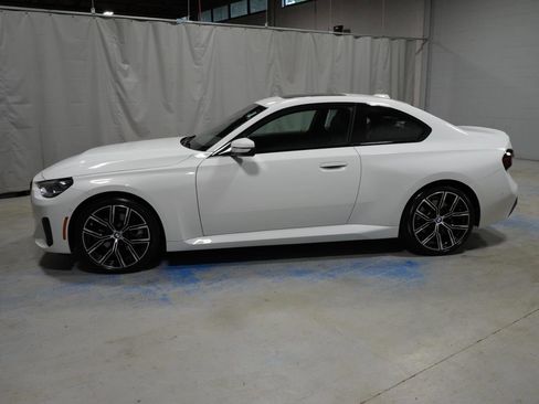Used 2023 BMW 230i xDrive Coupe w/ Convenience Package AWD/4WD image 17
