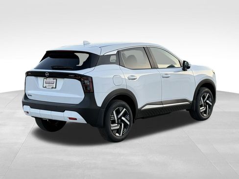 Certified 2025 Nissan Kicks SV image 5
