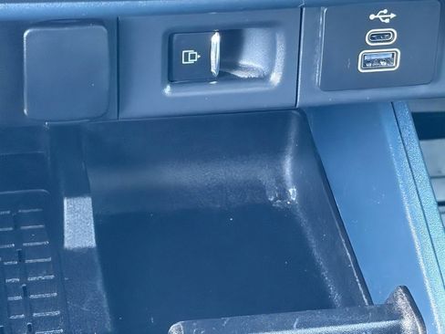Used 2025 Ford Maverick Lariat w/ 4K Tow Package AWD/4WD image 25