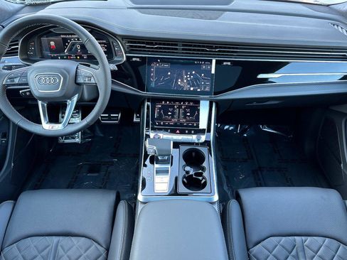 New 2026 Audi SQ8 Prestige image 12