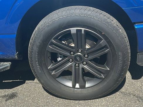 Used 2022 Ford F150 XLT w/ Equipment Group 302A High image 11