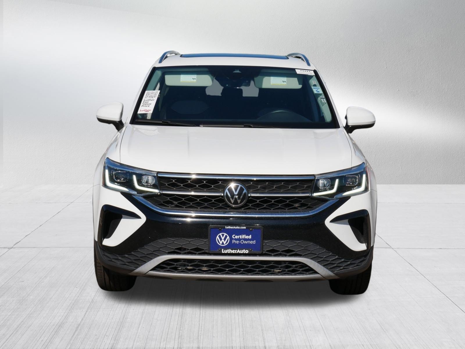 Certified 2023 Volkswagen Taos SEL AWD/4WD image 2