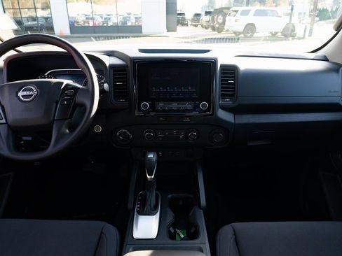 Used 2023 Nissan Frontier S w/ Technology Package image 8