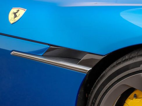 Certified 2025 Ferrari 12Cilindri RWD image 24