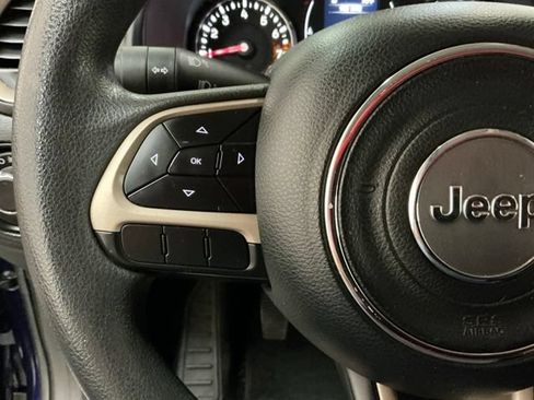 Used 2016 Jeep Renegade Sport w/ Power & Air Group FWD image 22