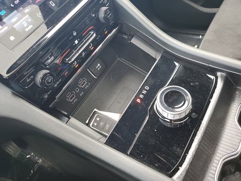 Used 2024 Jeep Grand Cherokee L Altitude image 19