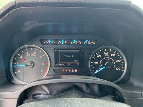 Used 2018 Ford F150 XLT w/ Equipment Group 302A Luxury AWD/4WD image 4