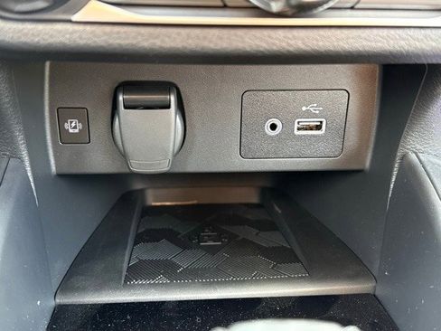 New 2025 Nissan Versa SV w/ Trunk Package image 27