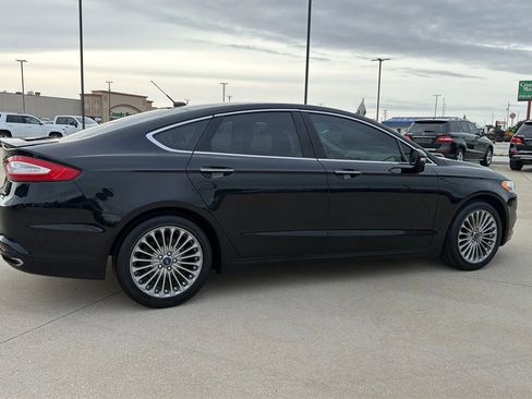 Used 2016 Ford Fusion Titanium FWD image 23