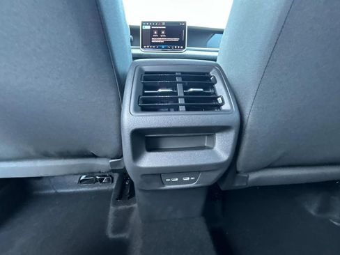 New 2025 Volkswagen Tiguan S image 6