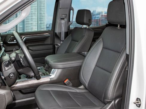 Used 2024 Chevrolet Silverado 1500 LTZ w/ LTZ Convenience Package II image 15