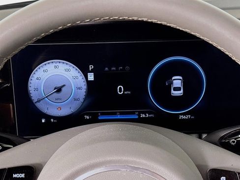 Used 2025 Hyundai Elantra SEL image 14