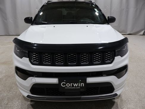 Used 2024 Jeep Compass Limited w/ High Altitude Package image 8