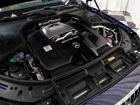 Used 2024 Mercedes-Benz S 63 AMG S image 39
