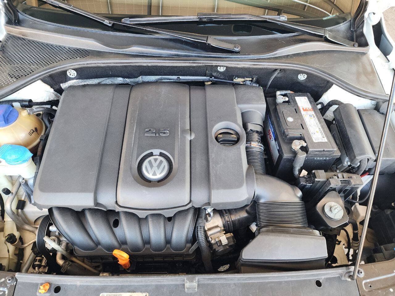 Used 2012 Volkswagen Passat 2.5 SE FWD image 34