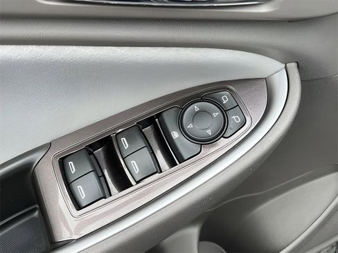 Used 2017 Chevrolet Malibu LS image 9