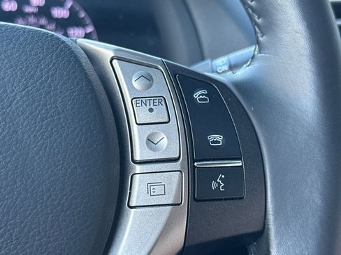 Used 2015 Lexus RX 450h image 32