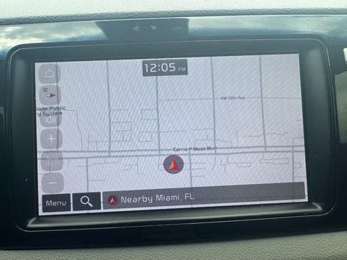 Used 2018 Kia Niro EX Premium image 12