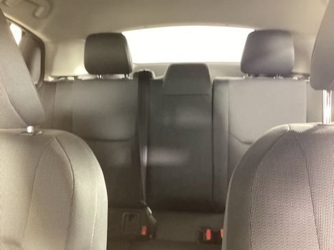Used 2025 Toyota Prius LE FWD image 30