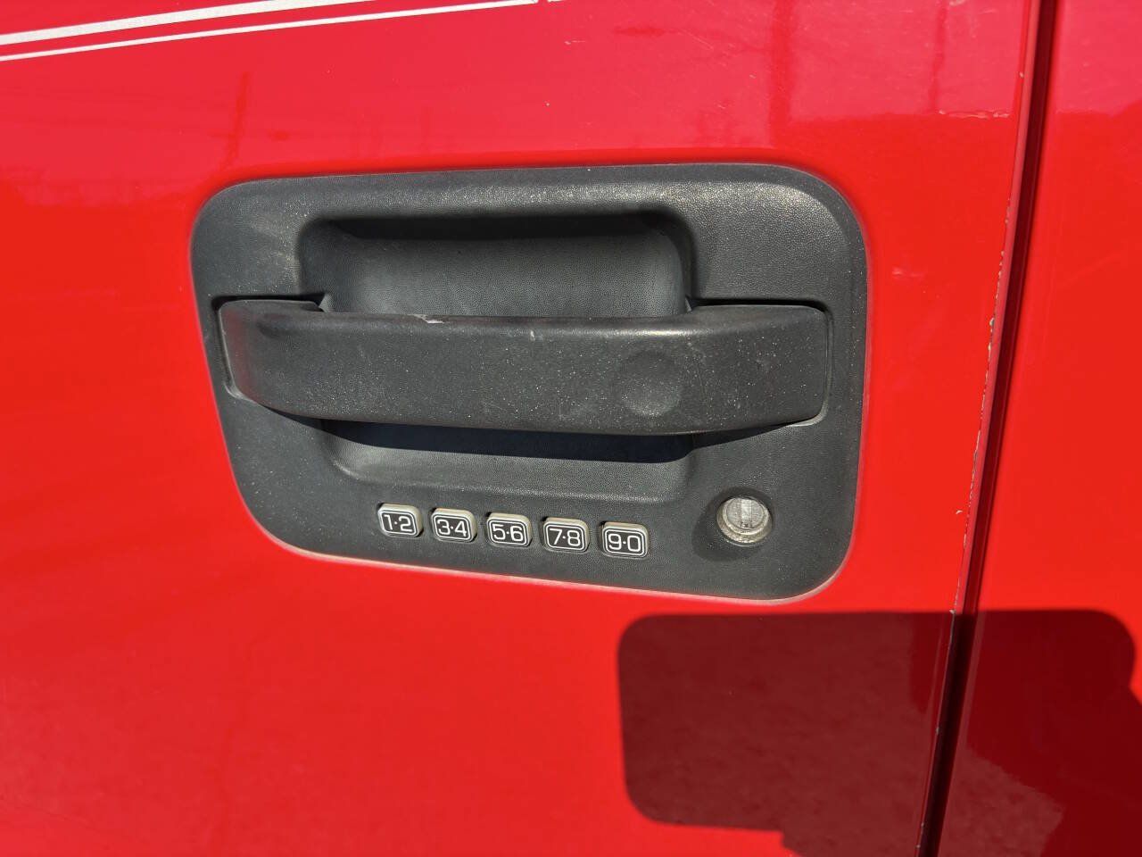 Used 2014 Ford F150 XLT AWD/4WD image 20