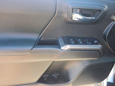 Certified 2021 Toyota Tacoma TRD Sport image 15