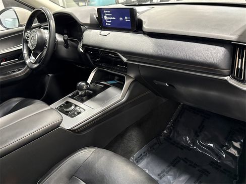 Used 2024 MAZDA CX-90 Plug-In Hybrid w/ Preferred image 17