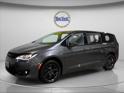 Used 2018 Chrysler Pacifica Touring Plus w/ S Appearance Package