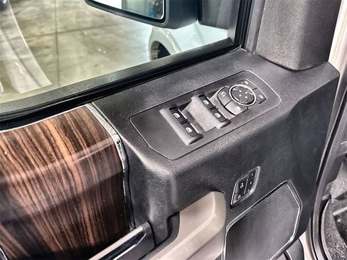 Used 2016 Ford F150 Lariat w/ Equipment Group 502A Luxury image 14