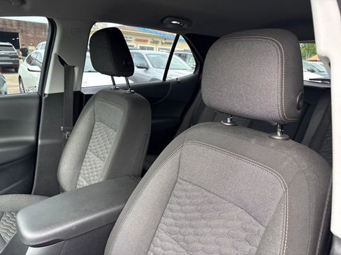 Used 2021 Chevrolet Equinox LT AWD/4WD image 9