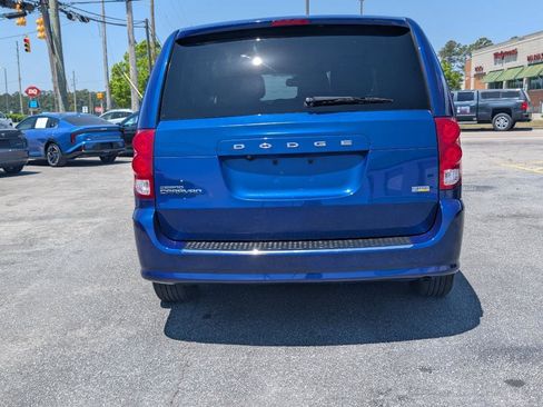 Used 2019 Dodge Grand Caravan SE FWD image 6