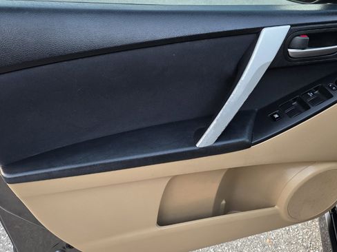 Used 2010 MAZDA MAZDA3 s Sport image 9