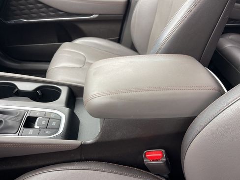 Used 2020 Hyundai Santa Fe Limited image 13