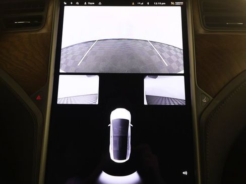 Used 2020 Tesla Model X Long Range AWD/4WD image 37