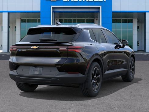 New 2026 Chevrolet Equinox EV LT image 4