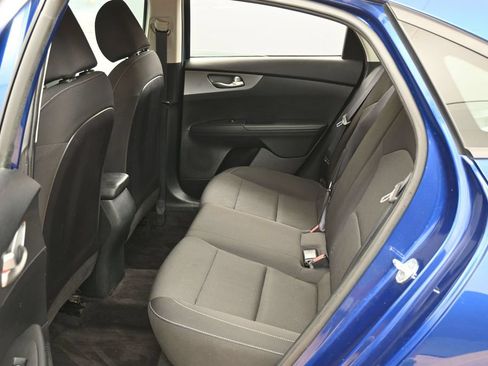 Used 2020 Kia Forte LXS FWD image 26