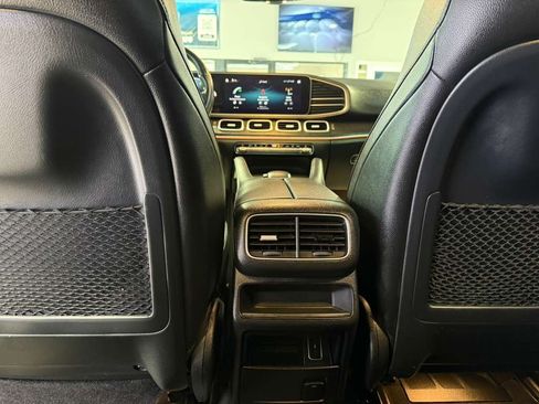 Used 2020 Mercedes-Benz GLE 350 4MATIC w/ Premium Package image 22