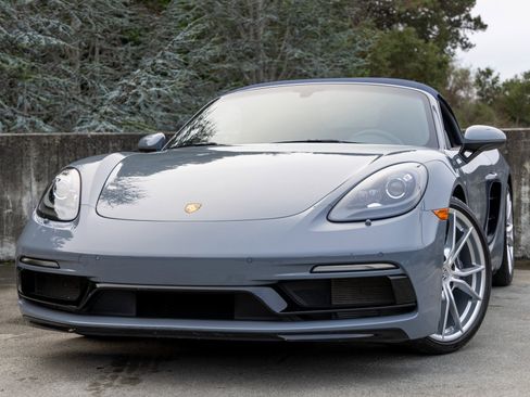 Certified 2024 Porsche 718 Boxster image 46
