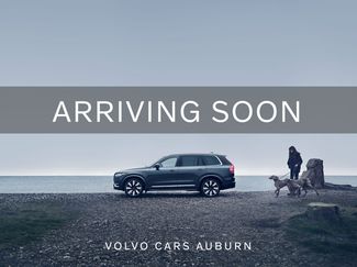 Used 2024 Volvo XC40 B5 Plus w/ Protection Package Premier AWD/4WD video 1